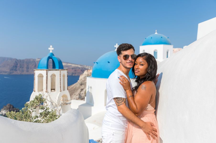 Couple Photography – Oia
