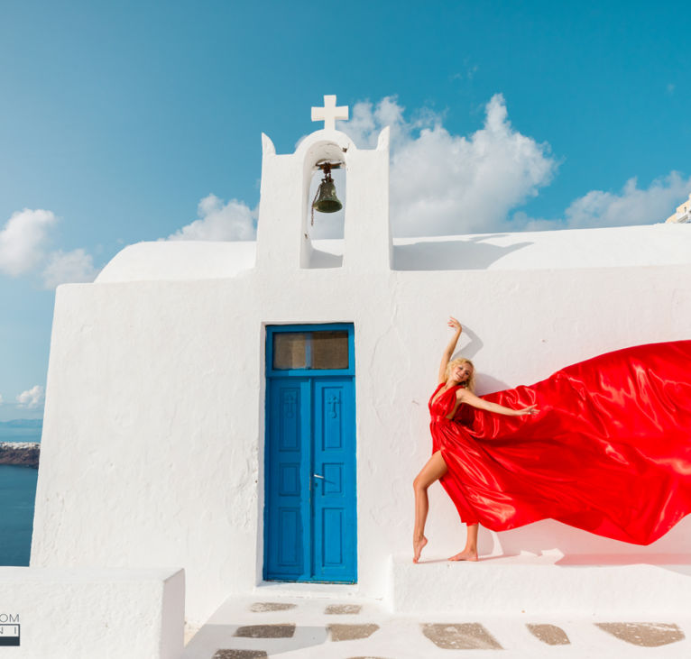 Santorini Flying Dress Red