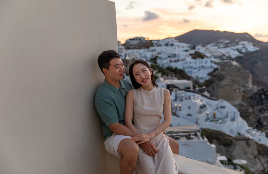 Sunrise in Oia