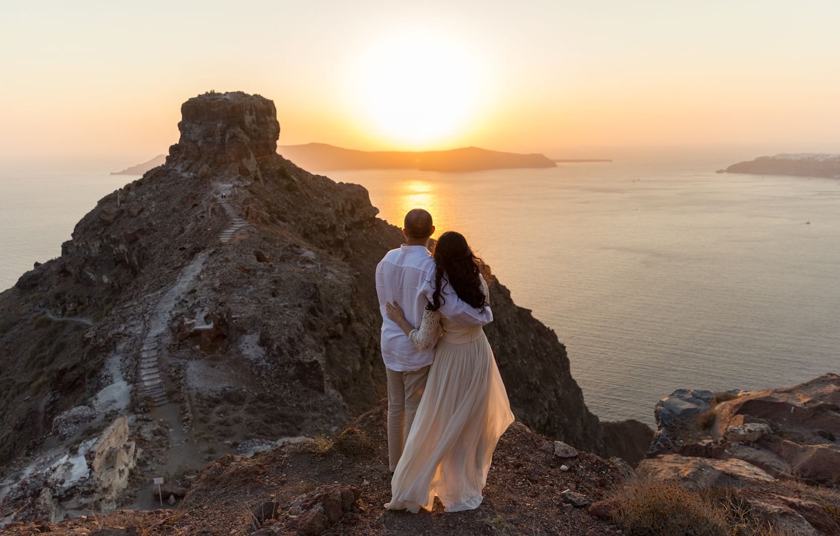 Sunset Couple Photography in Imerovigli Santorini